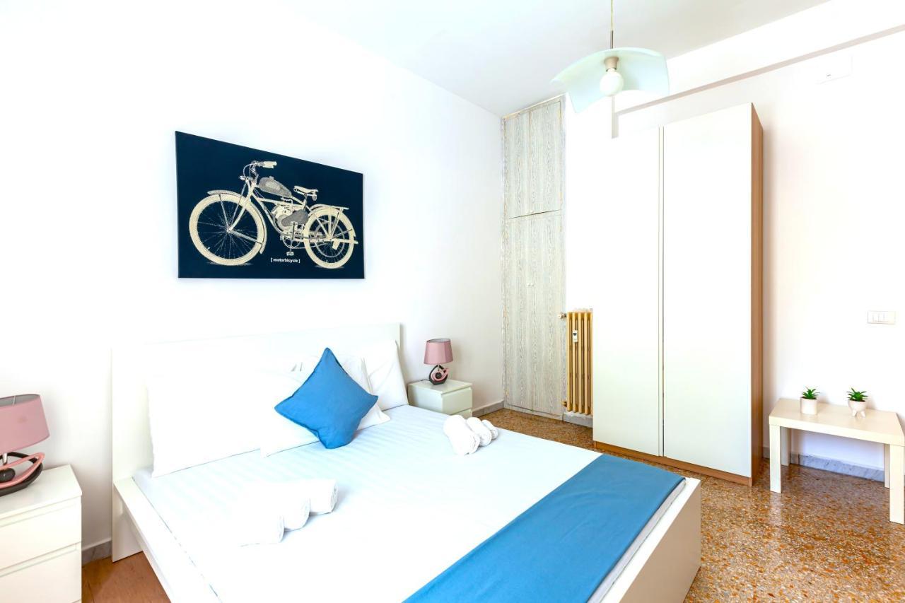 Hostly - Sant'Orsola Suite Apartment Рим Экстерьер фото